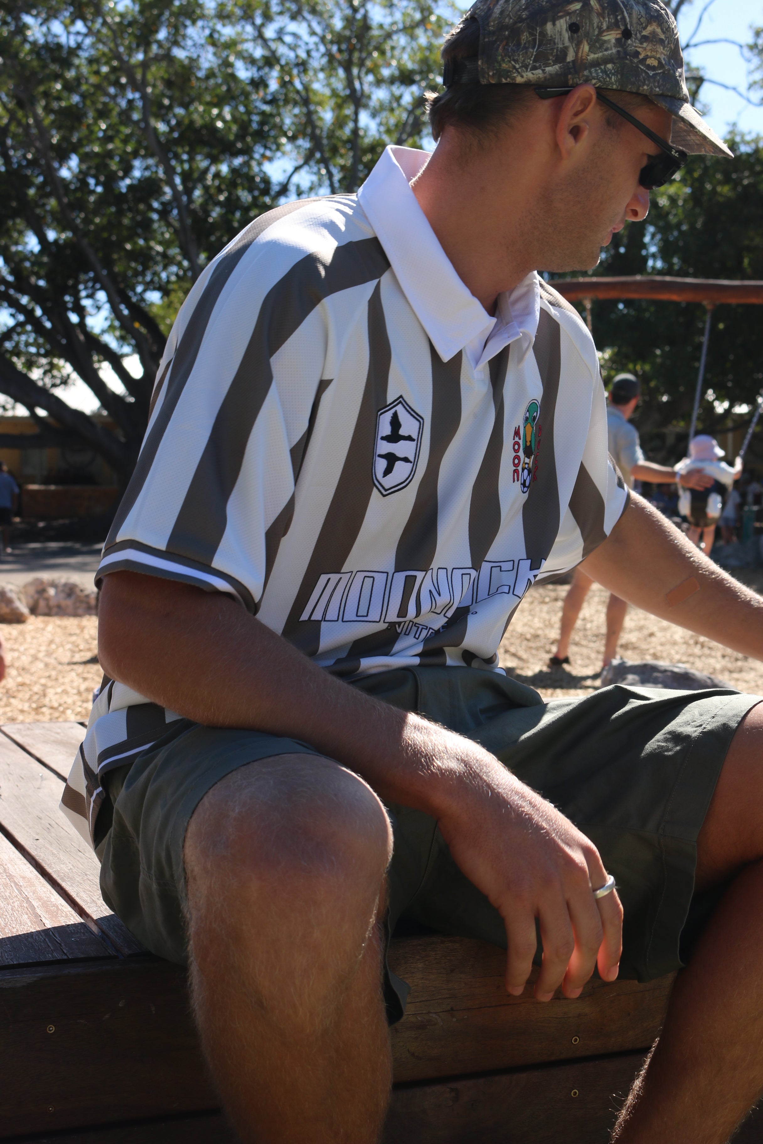 Moonduck United Jersey 3