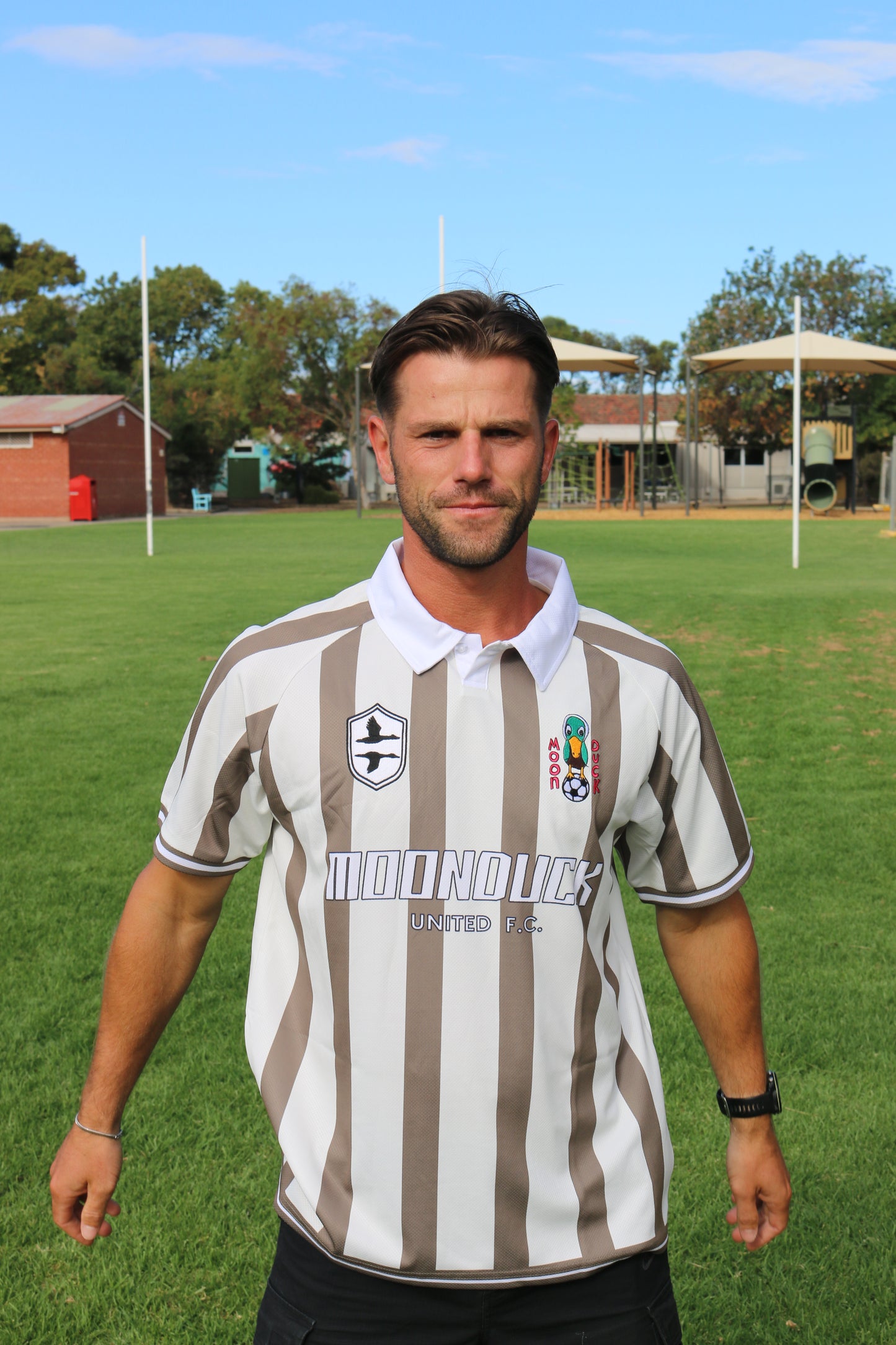 Moonduck United Jersey 3