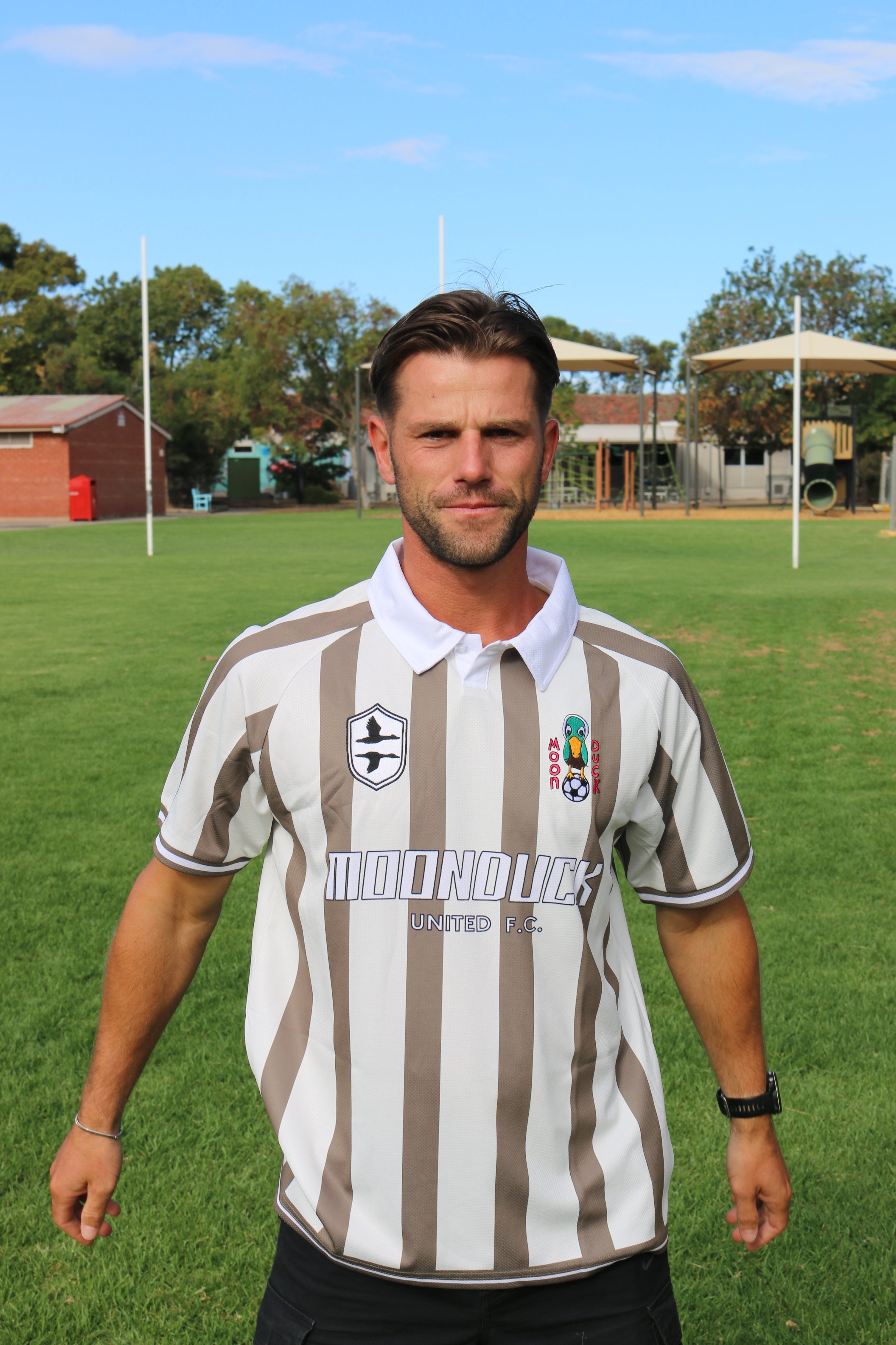 Moonduck United Jersey 3