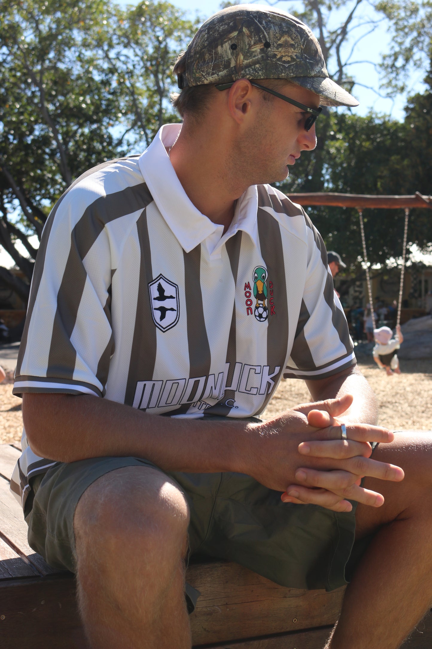 Moonduck United Jersey 3